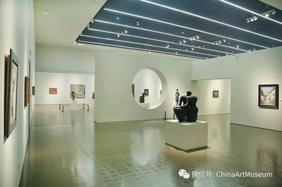 藝術伉儷聯袂獻展，時代雋美永駐華宮——邱瑞敏、吳慧明捐贈作品展今起啟幕